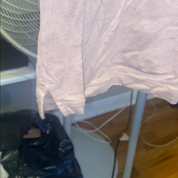 Men’s Purple H&M Frayed collar Tshirt - Picture 3 of 5